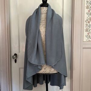 mia & tess Lightweight Shawl Collar Vest